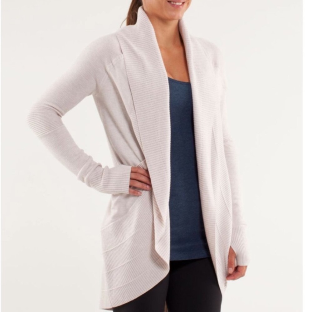 Lululemon Transformation Wrap Heathered Dune / White Size 10
